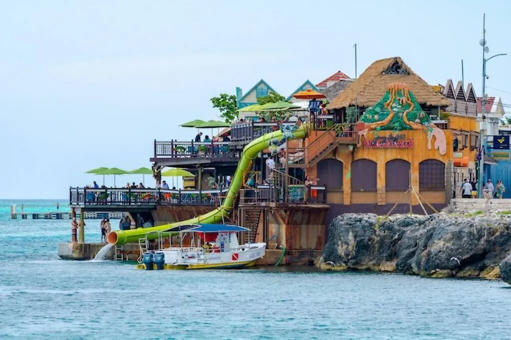 Semesterbostad Andeve'S Tranquil Beautiful Home Montego Bay
